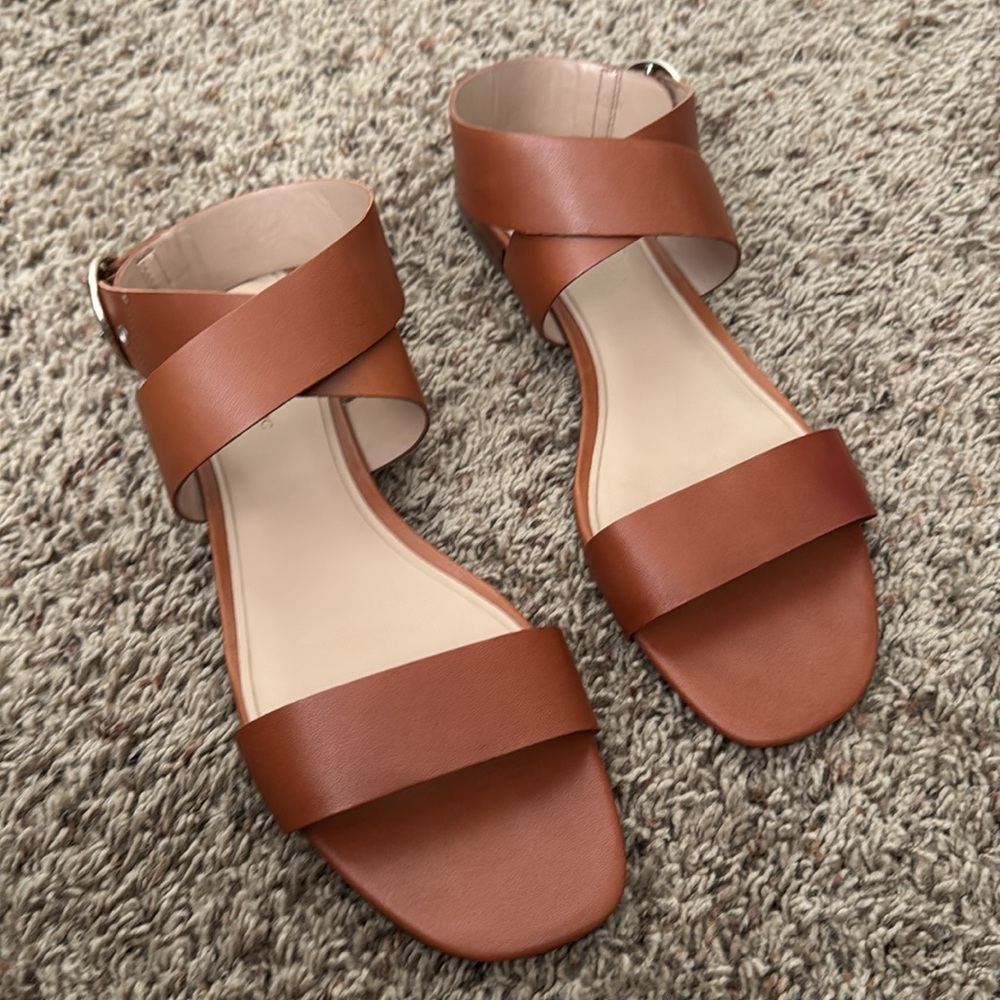 Banana Republic Belt Strap Sandal in Cognac Brown Leather - Picture 3 of 11